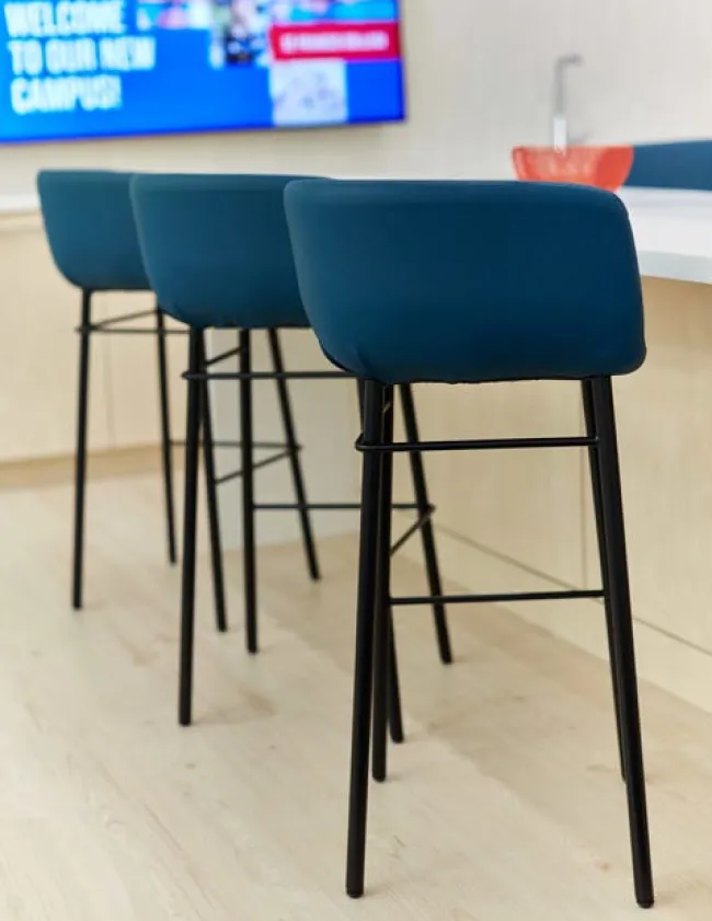 KI Calida 4-Leg Stool - 24" H^ Cafe Stools|Stools